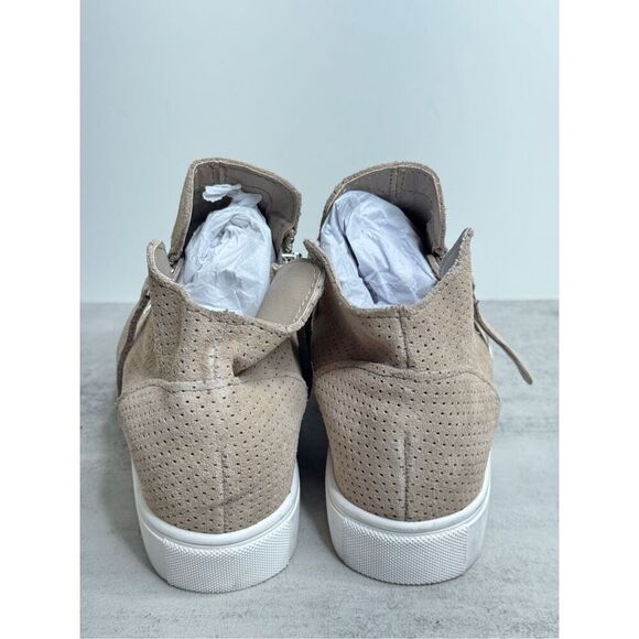 Steve‎ Madden Sneaker Size 5.5 Tan Leather Upper Rubber Sole - Picture 7 of 9